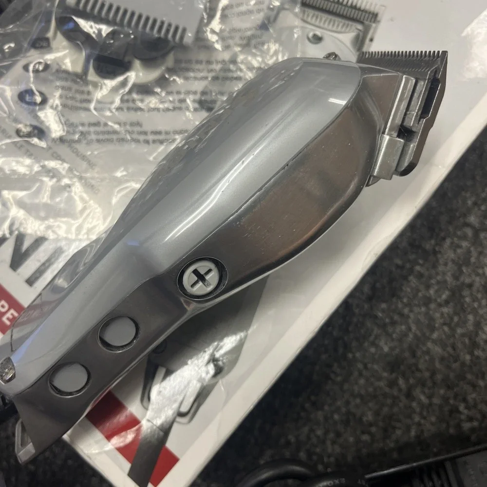 Wahl 8500 Professional Senior Corded Clipper Hair Barber - Complete In Box